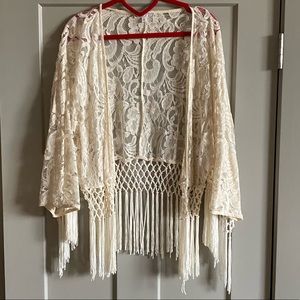 NWOT Ivory lace kimono with fringe details